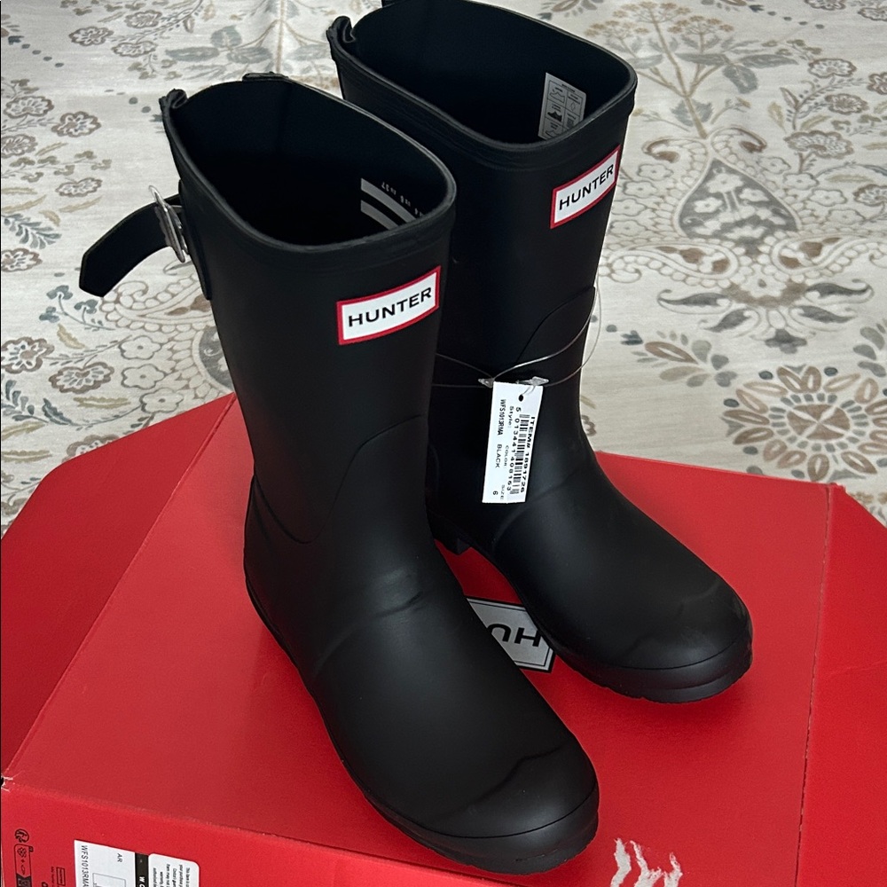 Hunter Wmn’s Original Short Boot, Black Sz 6